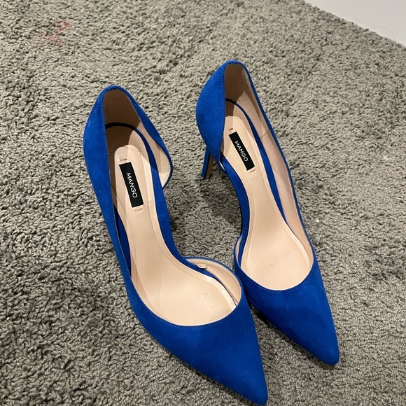 Woman’s shoes - Picture 2 of 3